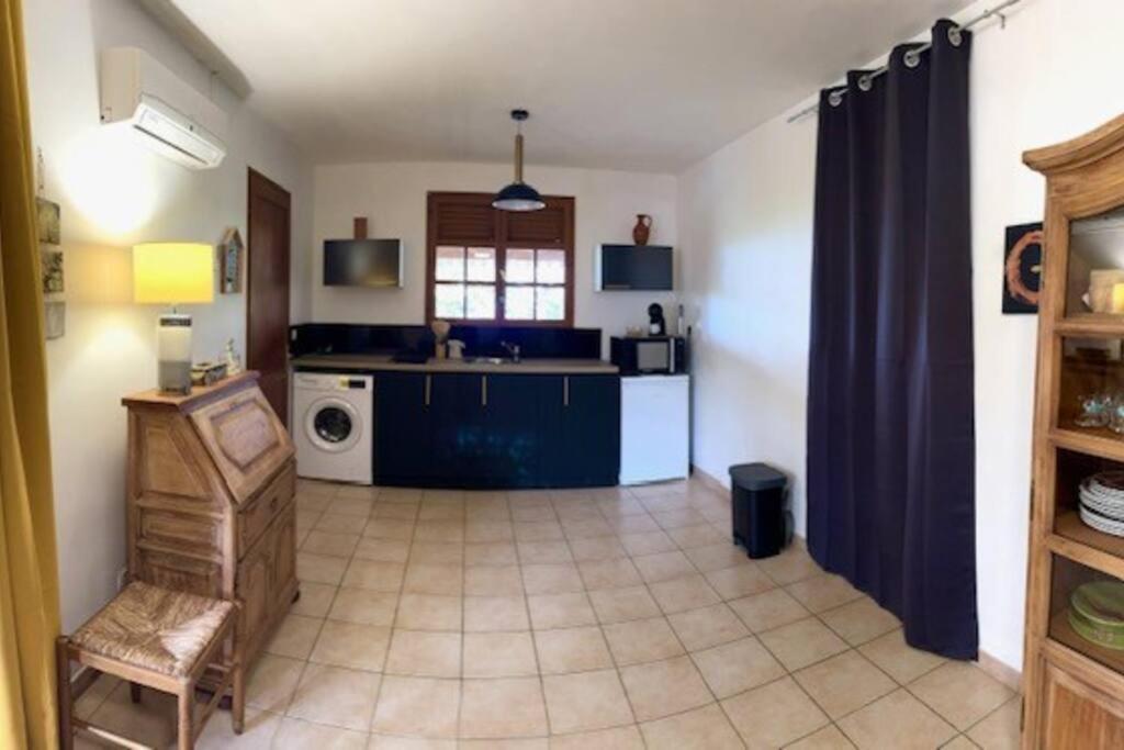 Ti Sucrier Jaune - Douceur Caraibe Vue Mer Le Carbet Exteriör bild