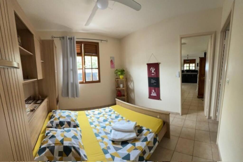 Ti Sucrier Jaune - Douceur Caraibe Vue Mer Le Carbet Exteriör bild